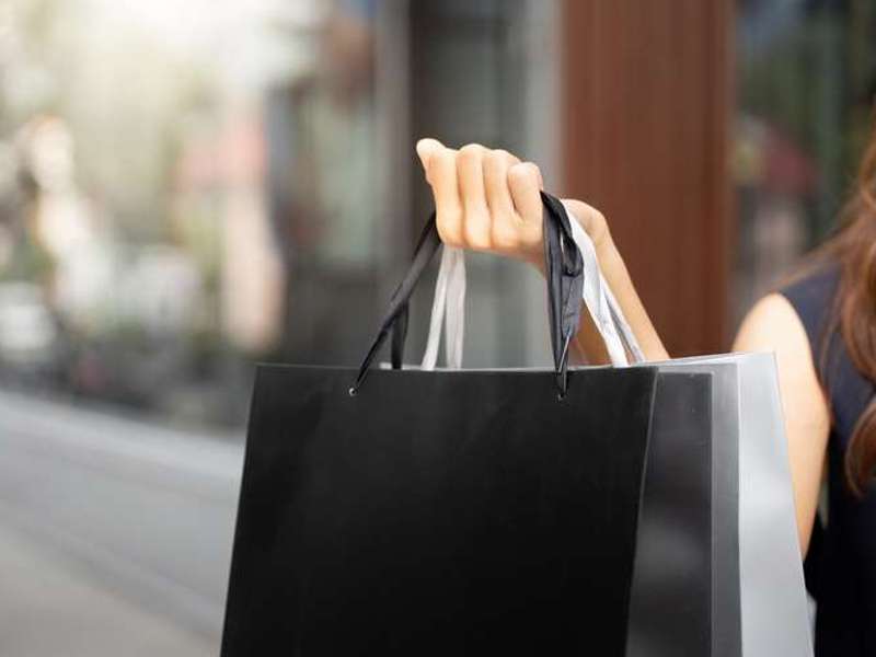 Za kaj vse lahko uporabite papirnate vrečke s pletenimi ročaji